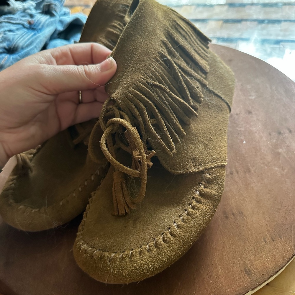 Minnetonka fringe booties